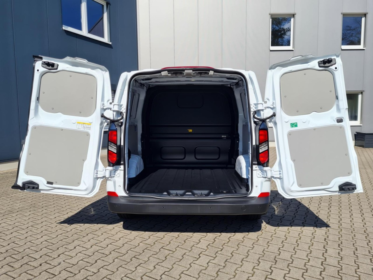 Furgoneta pequeña, Furgoneta combi Ford Custom Kasten Doka L2 Trend KLIMA KAMERA PDC TEMPOMAT: foto 17 Furgoneta pequeña, Furgoneta combi Ford Custom Kasten Doka L2 Trend KLIMA KAMERA PDC TEMPOMAT: foto 17