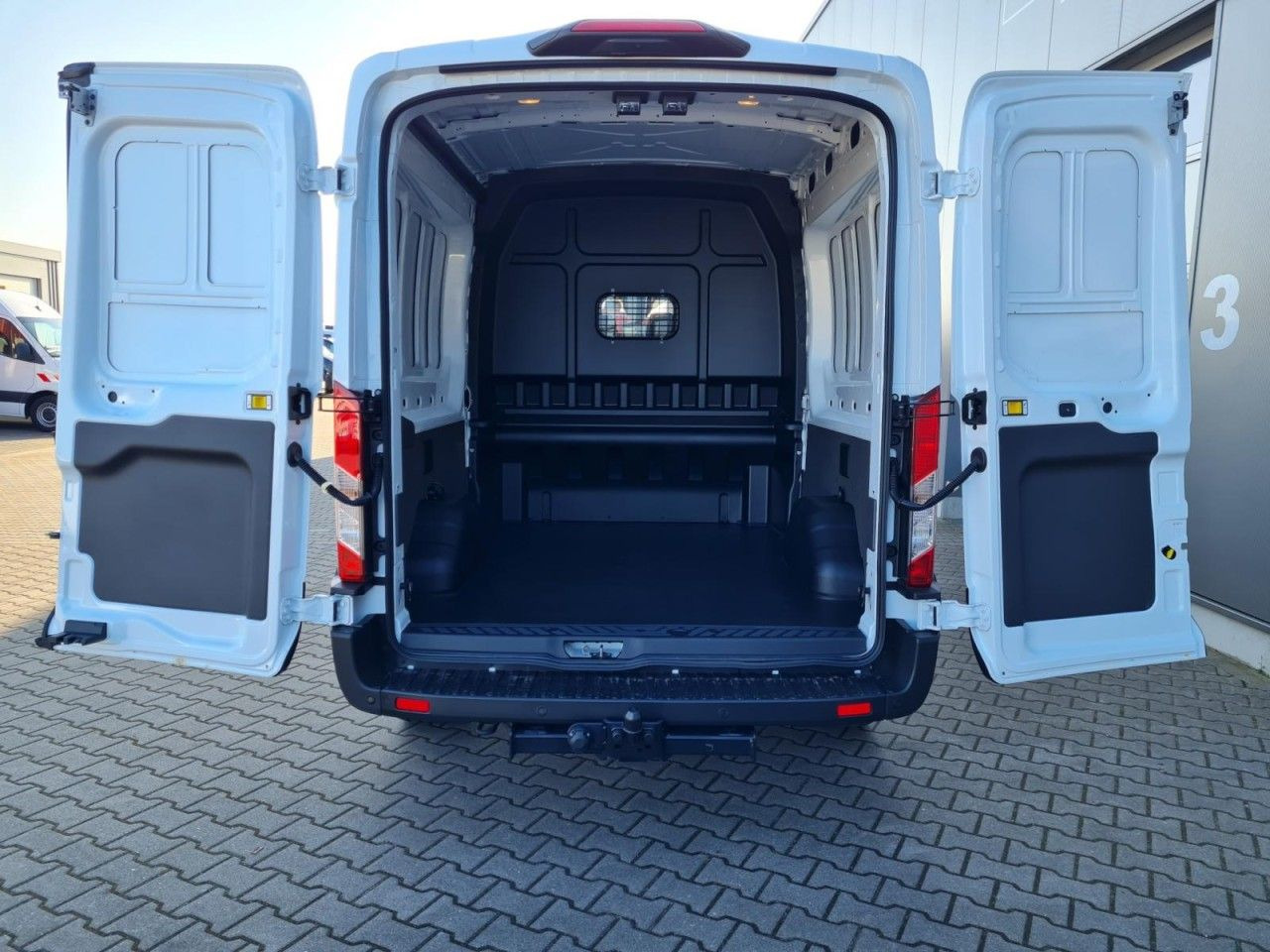 Ford Transit 35 Kasten Doka TDCi Mixto Trend AHK KAME - Furgón, Furgoneta combi: foto 5 Ford Transit 35 Kasten Doka TDCi Mixto Trend AHK KAME - Furgón, Furgoneta combi: foto 5