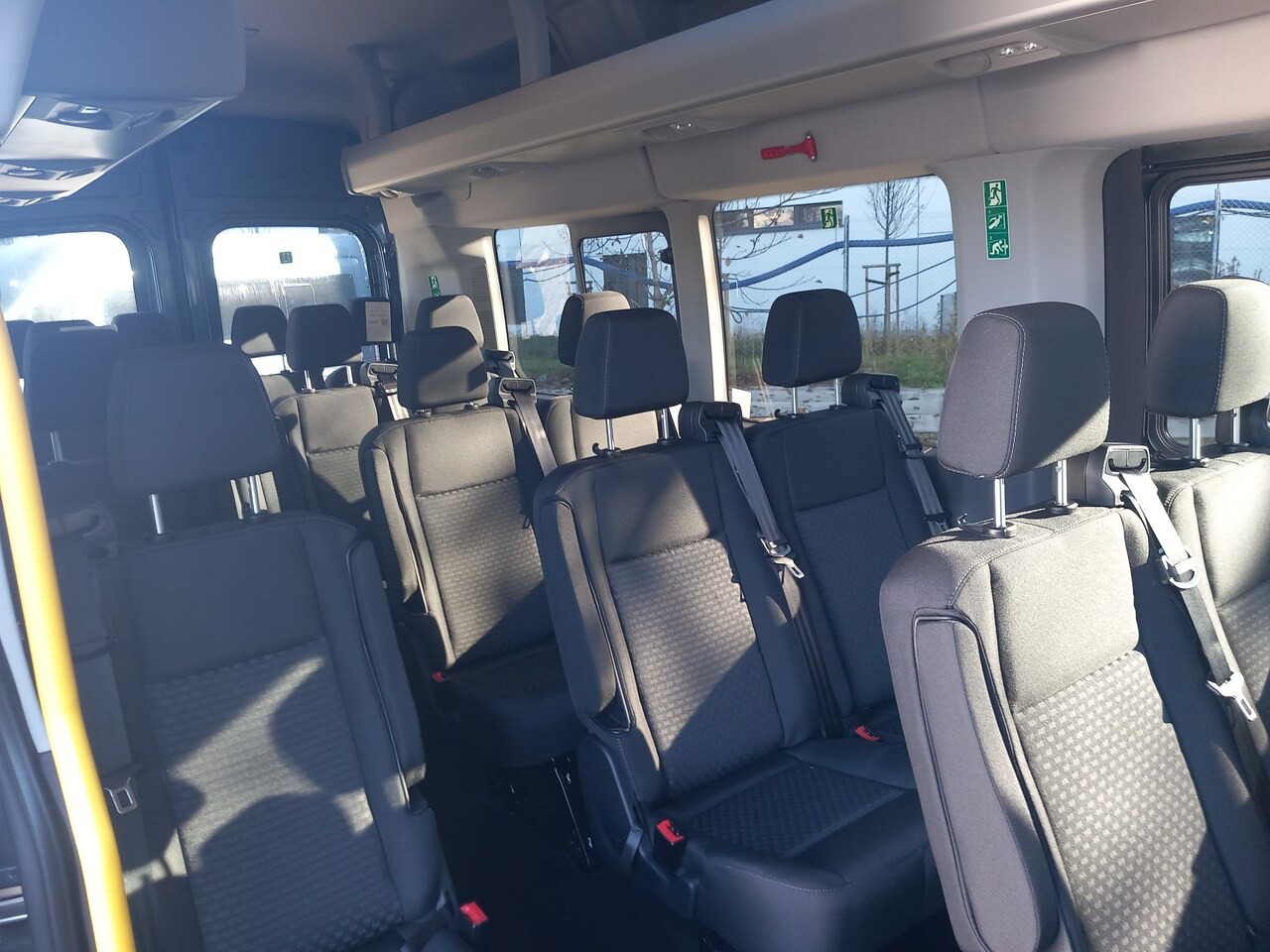 Leasing de Ford Transit Bus 460 L4 Trend 18 Sitze KLIMA NAVI TEMPO Ford Transit Bus 460 L4 Trend 18 Sitze KLIMA NAVI TEMPO: foto 7 Leasing de Ford Transit Bus 460 L4 Trend 18 Sitze KLIMA NAVI TEMPO Ford Transit Bus 460 L4 Trend 18 Sitze KLIMA NAVI TEMPO: foto 7