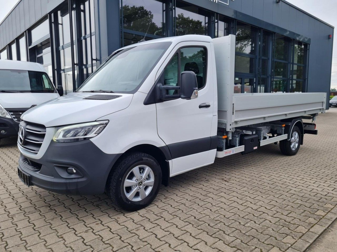 Mercedes-Benz Sprinter 317 CDI 3 Seiten kipper RWD AHK LED NAV - Furgoneta basculante: foto 3 Mercedes-Benz Sprinter 317 CDI 3 Seiten kipper RWD AHK LED NAV - Furgoneta basculante: foto 3