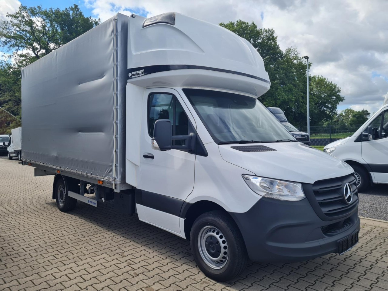 Mercedes-Benz Sprinter 317 Pritsche Plane Schlafkab RWD 10 Pal - Furgoneta con lona: foto 3 Mercedes-Benz Sprinter 317 Pritsche Plane Schlafkab RWD 10 Pal - Furgoneta con lona: foto 3