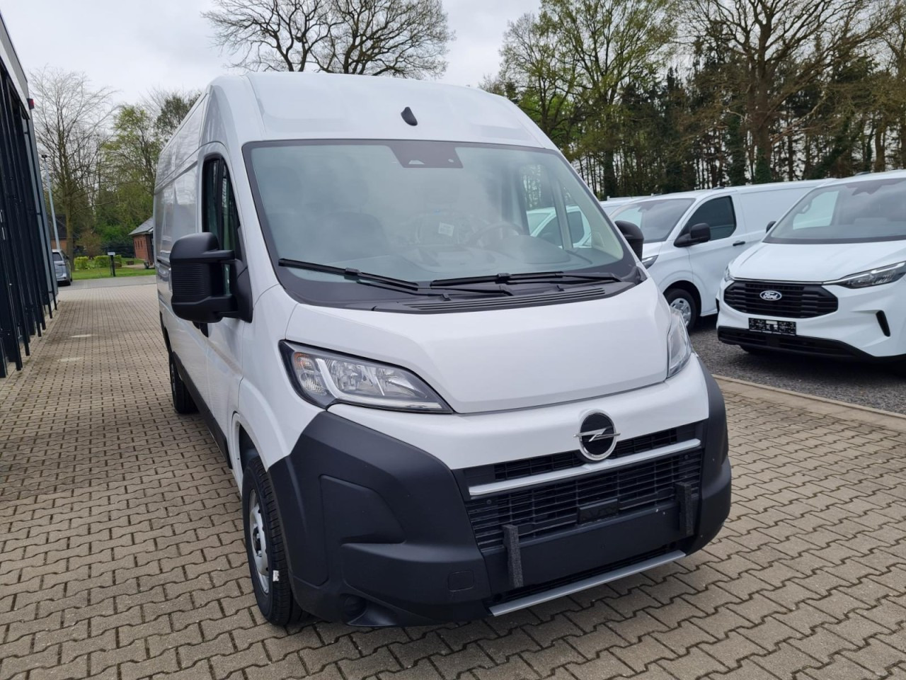 Opel Movano Kasten 2.2 HDI 180 L3H2 Klima NAVI TEMPOMAT - Furgón: foto 2 Opel Movano Kasten 2.2 HDI 180 L3H2 Klima NAVI TEMPOMAT - Furgón: foto 2