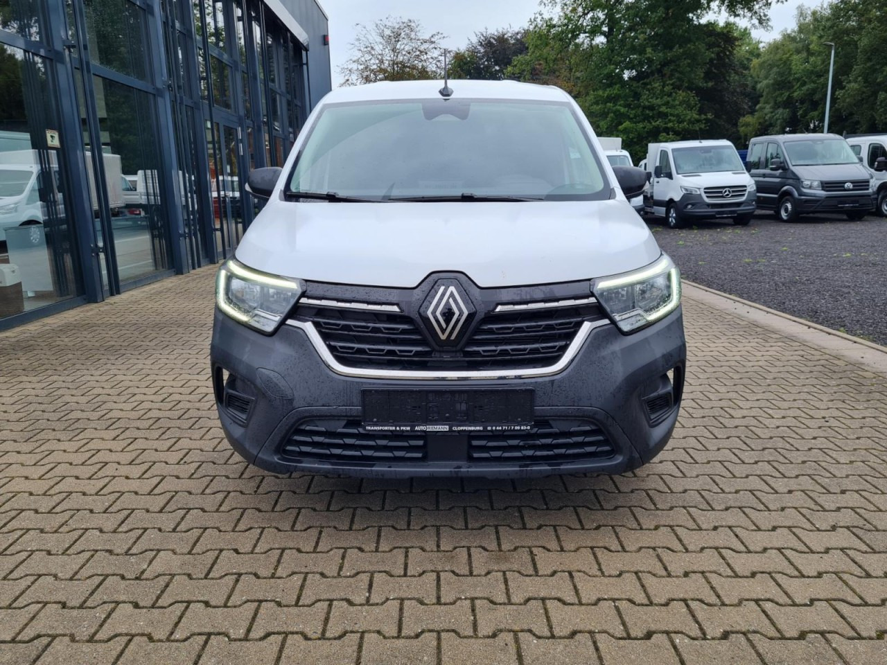 Renault Kangoo Van Kasten L1H1 TCe 1.3i KLIMA PDC TEMPOMAT - Furgoneta pequeña: foto 2 Renault Kangoo Van Kasten L1H1 TCe 1.3i KLIMA PDC TEMPOMAT - Furgoneta pequeña: foto 2