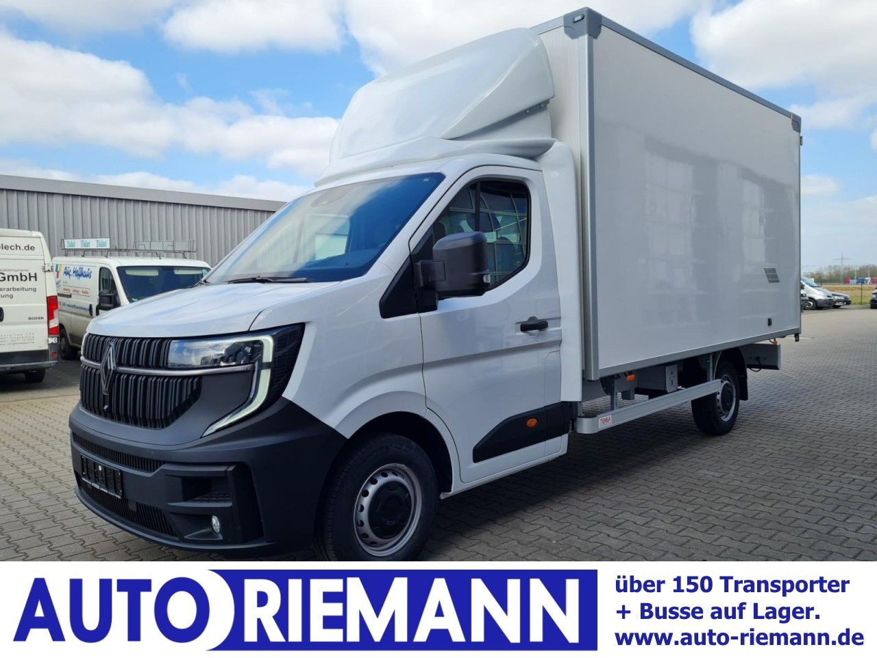 Renault Master 35 New Möbel Koffer KLIMA KOMFORT TEMPOMA - Furgoneta caja cerrada: foto 1 Renault Master 35 New Möbel Koffer KLIMA KOMFORT TEMPOMA - Furgoneta caja cerrada: foto 1