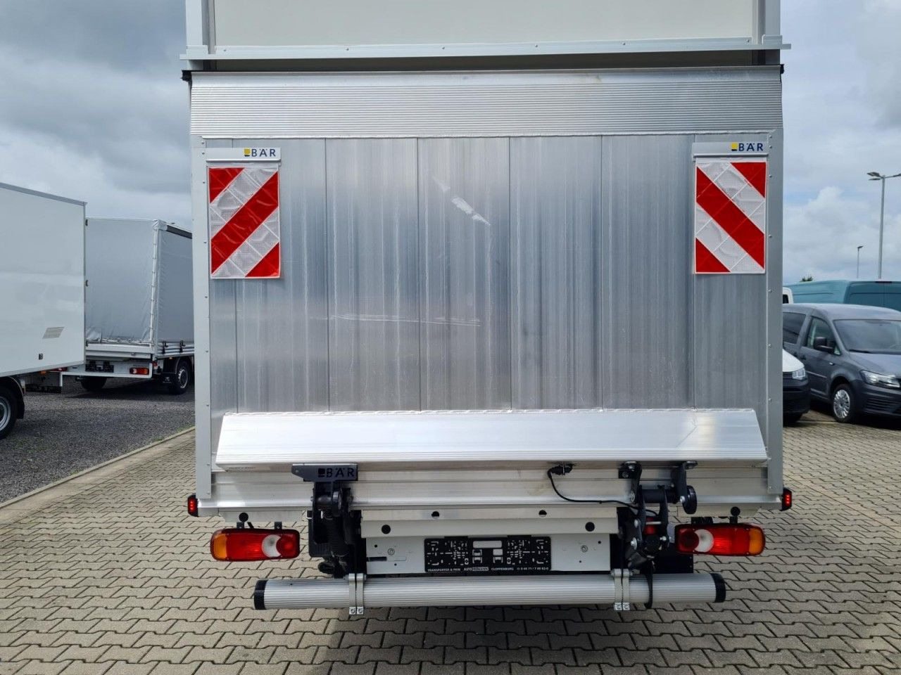 Renault Master 35 New Möbel Koffer LBW KLIMA TEMPOMAT - Furgoneta caja cerrada: foto 5 Renault Master 35 New Möbel Koffer LBW KLIMA TEMPOMAT - Furgoneta caja cerrada: foto 5