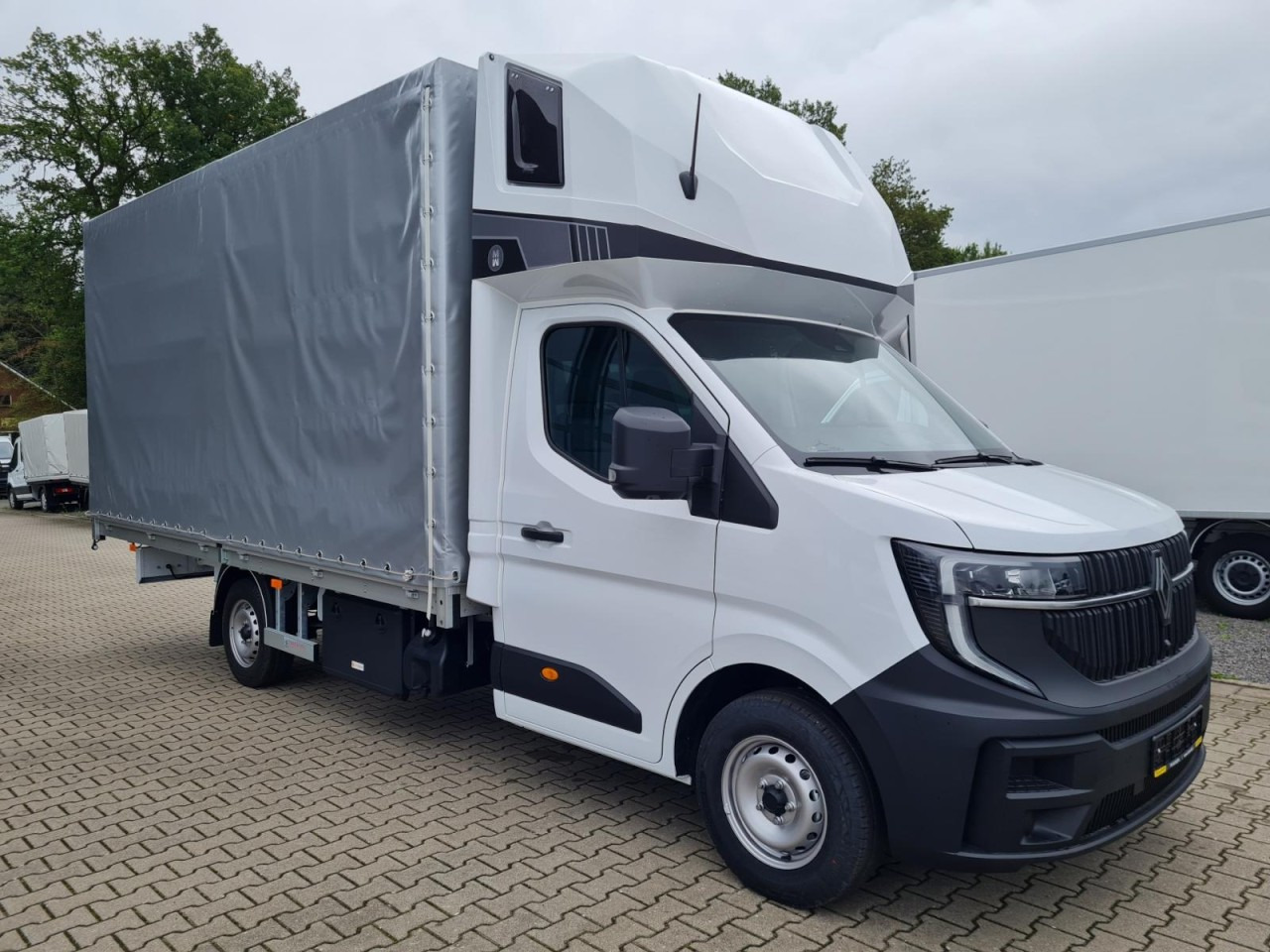 Renault Master 35 Pritsche Schiebe Plane Schlafkab 10 PAL LUFTFEDER - Furgoneta con lona: foto 3 Renault Master 35 Pritsche Schiebe Plane Schlafkab 10 PAL LUFTFEDER - Furgoneta con lona: foto 3