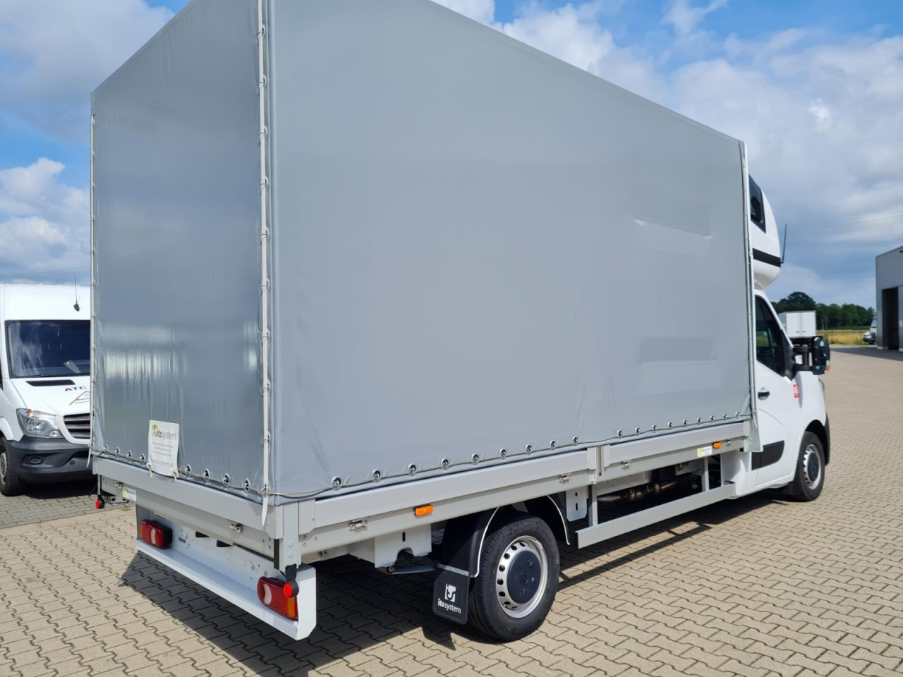 Renault Master 35 Pritsche Schiebe Plane Schlafkab. STHZ - Furgoneta con lona: foto 4 Renault Master 35 Pritsche Schiebe Plane Schlafkab. STHZ - Furgoneta con lona: foto 4