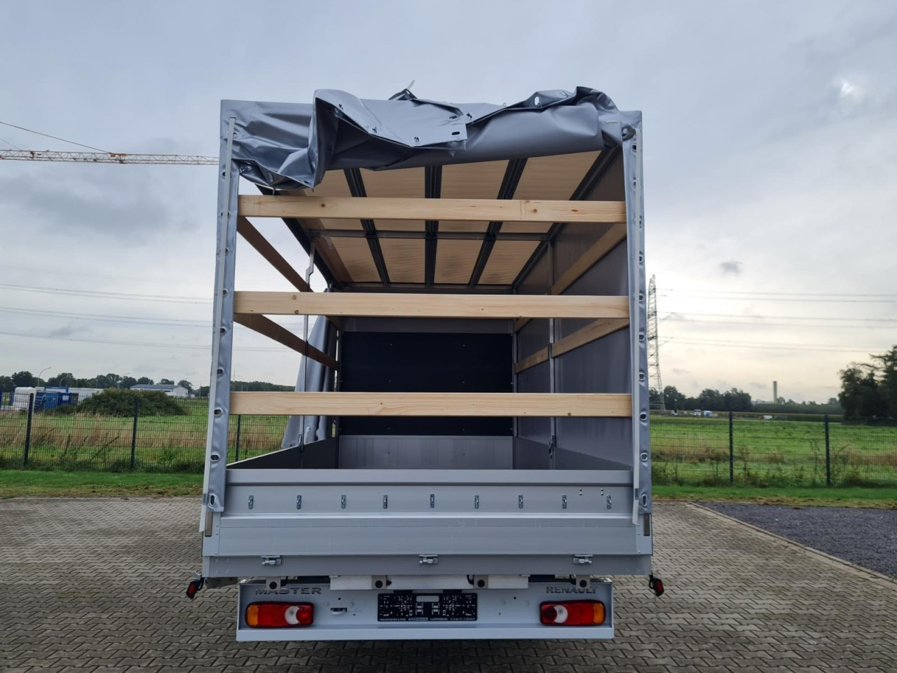 Leasing de  Renault Master Pritsche Schiebe Plane 10 Pal. LUFTFEDERUNG Renault Master Pritsche Schiebe Plane 10 Pal. LUFTFEDERUNG: foto 7