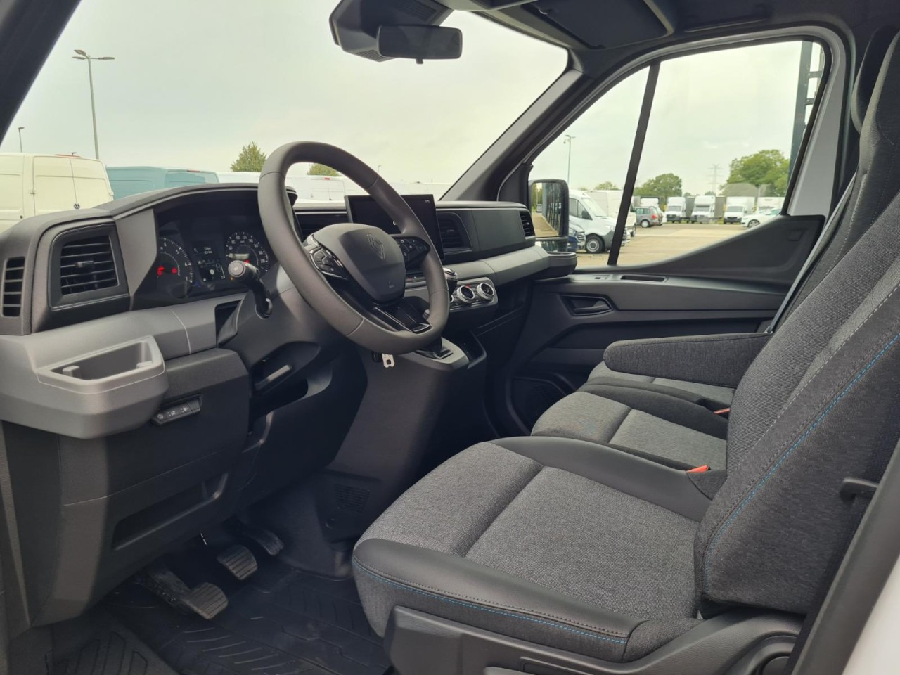 Leasing de  Renault Master Pritsche Schiebe Plane 10 Pal. LUFTFEDERUNG Renault Master Pritsche Schiebe Plane 10 Pal. LUFTFEDERUNG: foto 9