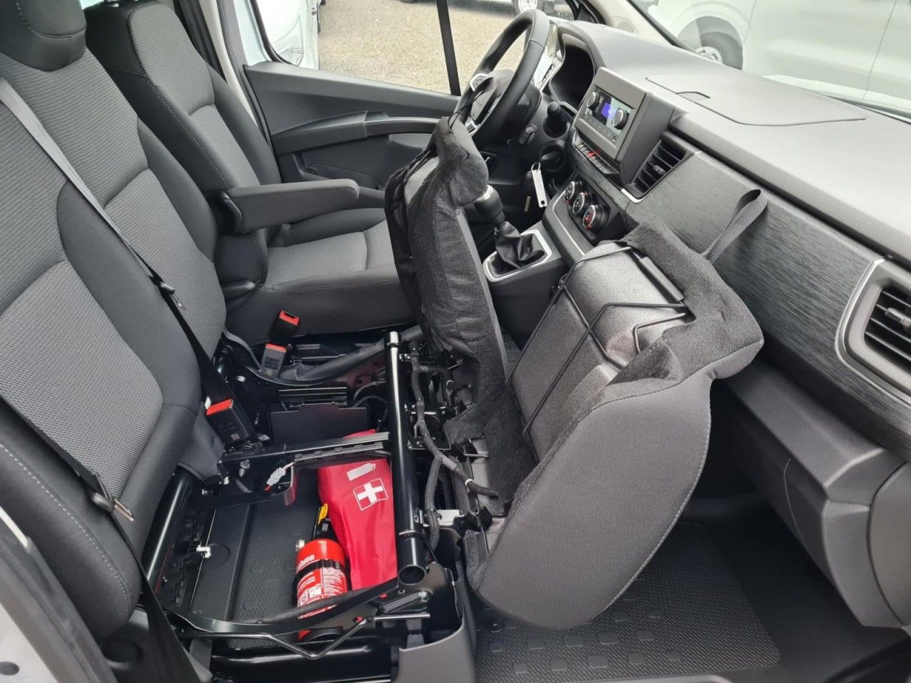 Leasing de  Renault Trafic Kombi 9-Sitze L2 Grand Equilibre KLIMA TE Renault Trafic Kombi 9-Sitze L2 Grand Equilibre KLIMA TE: foto 17