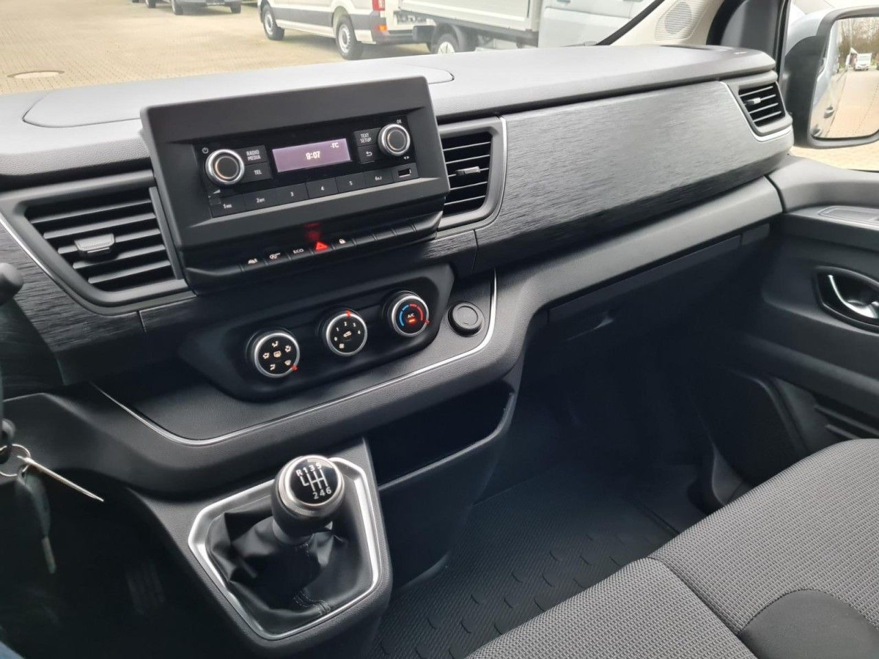 Leasing de  Renault Trafic Kombi 9-Sitze L2 Grand Equilibre KLIMA TE Renault Trafic Kombi 9-Sitze L2 Grand Equilibre KLIMA TE: foto 10