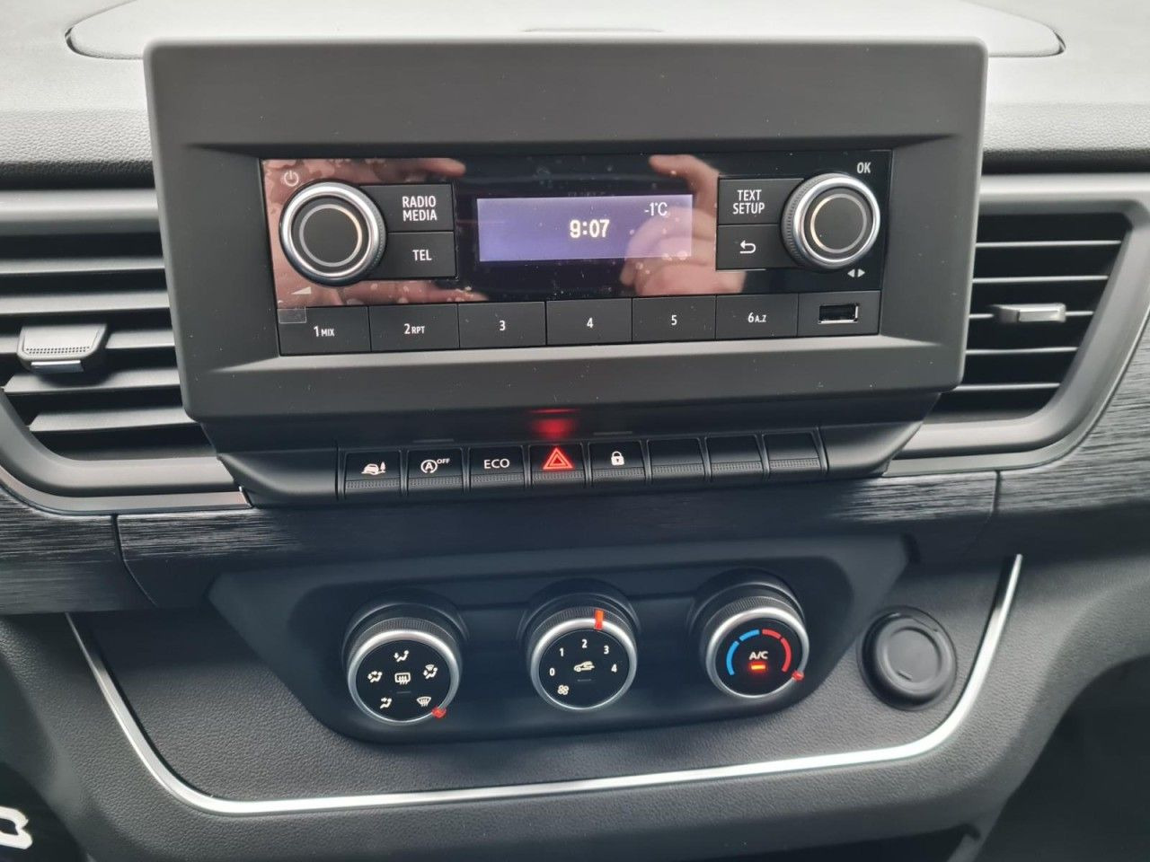 Leasing de  Renault Trafic Kombi 9-Sitze L2 Grand Equilibre KLIMA TE Renault Trafic Kombi 9-Sitze L2 Grand Equilibre KLIMA TE: foto 12