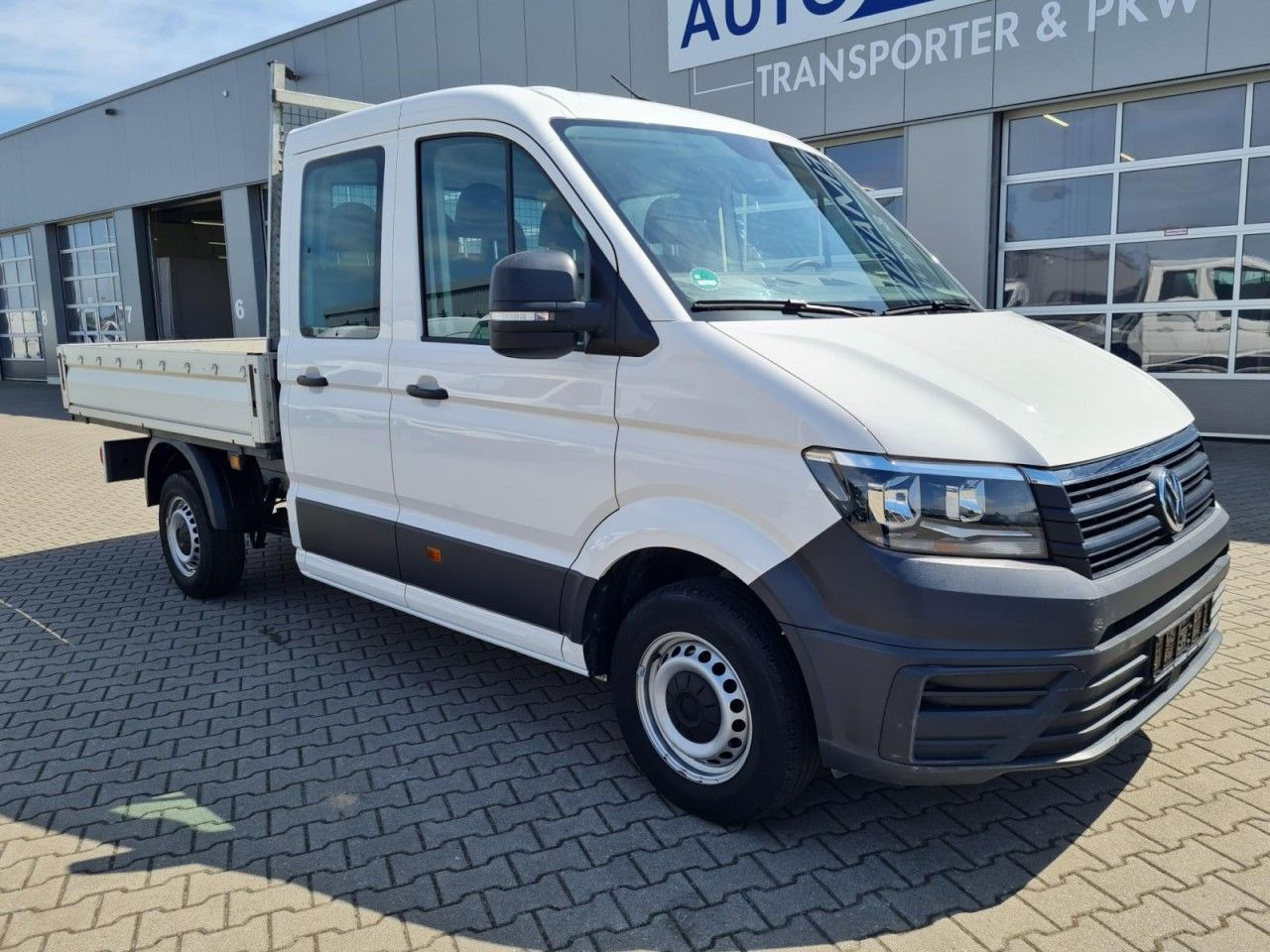 Volkswagen Crafter 35 Doka MR 7-Sitze AHK KLIMA KOMFORT - Furgoneta caja abierta: foto 3 Volkswagen Crafter 35 Doka MR 7-Sitze AHK KLIMA KOMFORT - Furgoneta caja abierta: foto 3