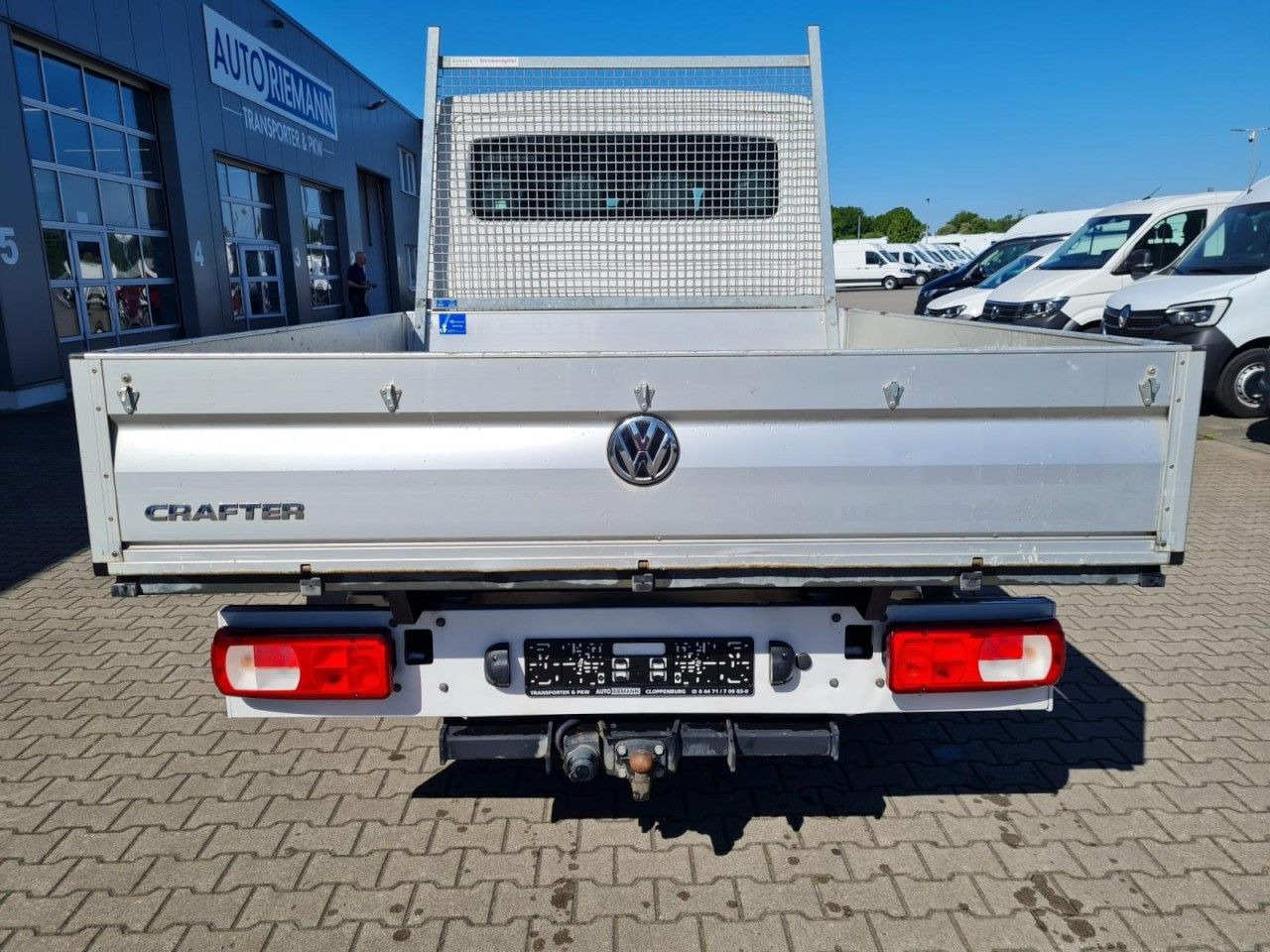 Volkswagen Crafter 35 Doka MR 7-Sitze AHK KLIMA KOMFORT - Furgoneta caja abierta: foto 5 Volkswagen Crafter 35 Doka MR 7-Sitze AHK KLIMA KOMFORT - Furgoneta caja abierta: foto 5