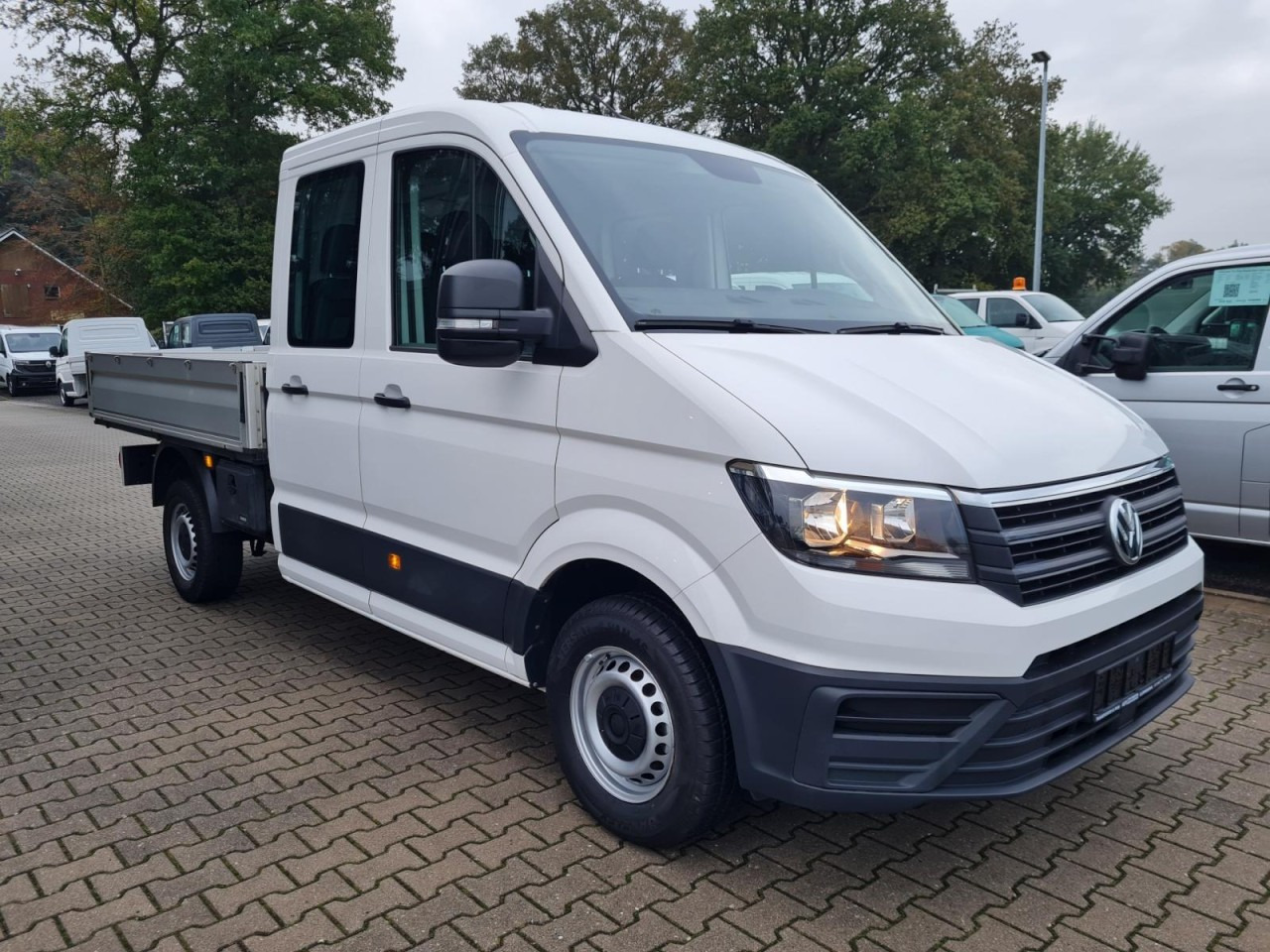 Volkswagen Crafter 35 Doka MR Pritsche AHK Klima 7 Sitzer - Furgoneta caja abierta, Furgoneta combi: foto 3 Volkswagen Crafter 35 Doka MR Pritsche AHK Klima 7 Sitzer - Furgoneta caja abierta, Furgoneta combi: foto 3