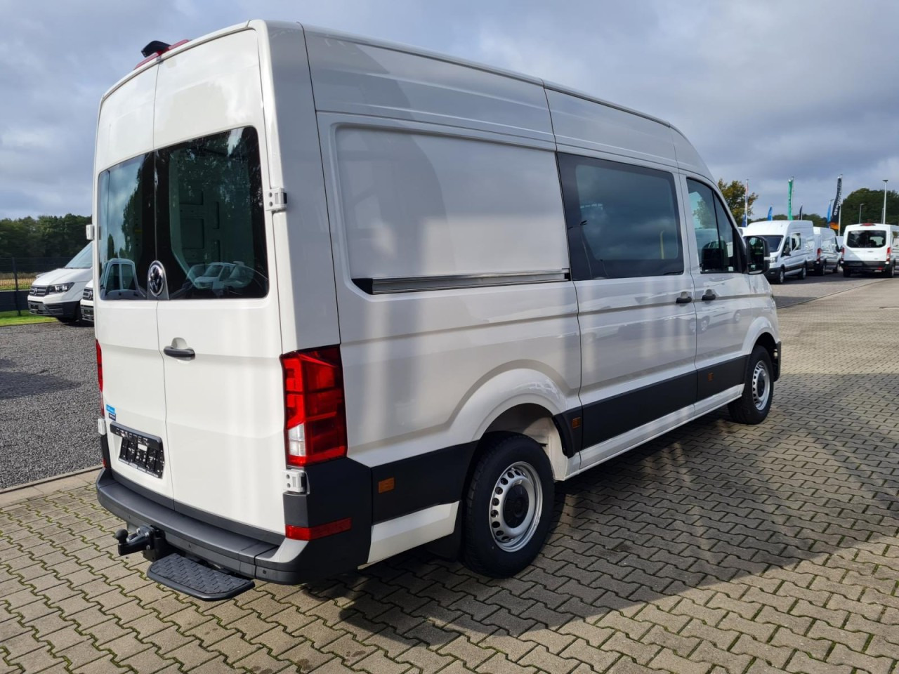 Volkswagen Crafter 35 Kasten TDI MR L3h3 Standheiz AHK - Furgón: foto 4 Volkswagen Crafter 35 Kasten TDI MR L3h3 Standheiz AHK - Furgón: foto 4