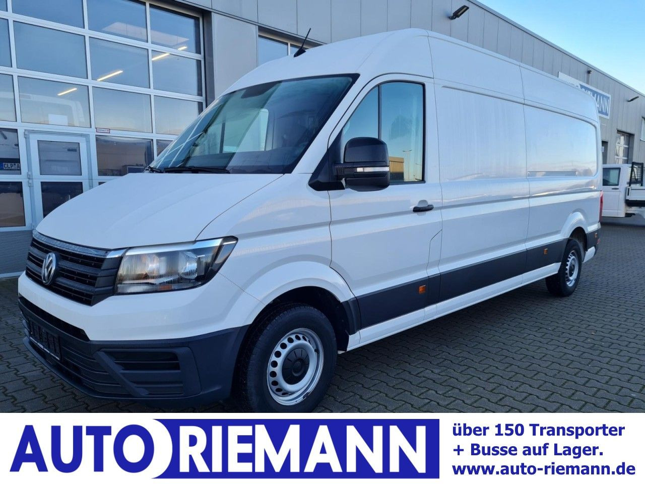 Volkswagen Crafter 35 Kasten lang L4H2 KAMERA NAVI_APP HOLZ - Furgón: foto 1 Volkswagen Crafter 35 Kasten lang L4H2 KAMERA NAVI_APP HOLZ - Furgón: foto 1