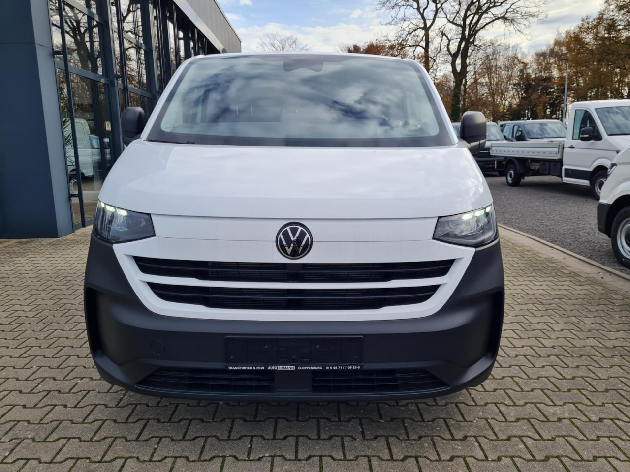 Volkswagen T7 Transporter Kasten Tdi KR Heckklappe PDC KLIMA - Furgoneta pequeña: foto 2 Volkswagen T7 Transporter Kasten Tdi KR Heckklappe PDC KLIMA - Furgoneta pequeña: foto 2
