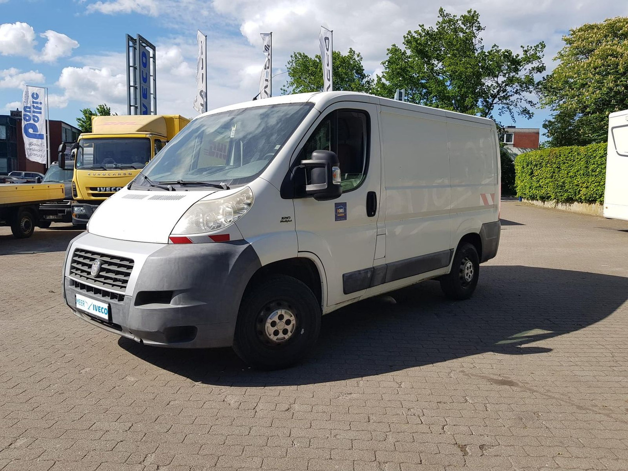 Fiat Ducato Kastenwagen 120 MULTIJET Radio+AHK 88... - Furgoneta pequeña: foto 1 Fiat Ducato Kastenwagen 120 MULTIJET Radio+AHK 88... - Furgoneta pequeña: foto 1