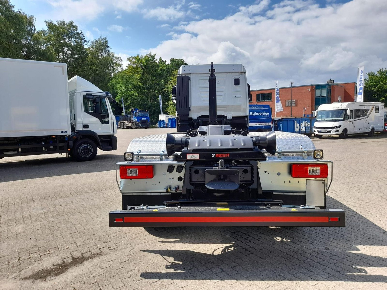 Iveco AD280X46Y/PS ON HIAB 490PS Lenk-Lift - Camión volquete: foto 5 Iveco AD280X46Y/PS ON HIAB 490PS Lenk-Lift - Camión volquete: foto 5