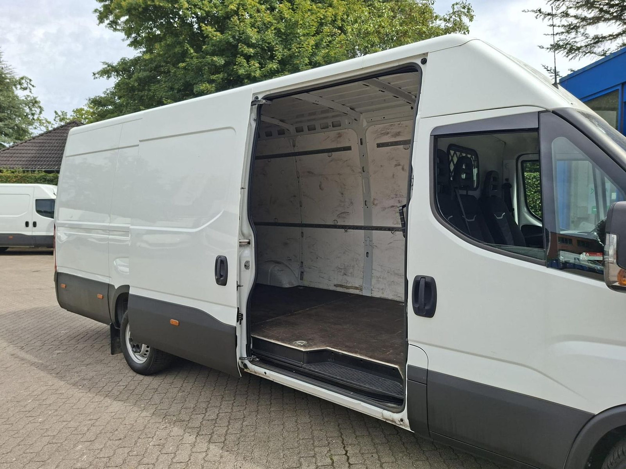 Leasing de  Iveco Daily 35S16V Klima 4100 115 kW (156 PS), Auto... Iveco Daily 35S16V Klima 4100 115 kW (156 PS), Auto...: foto 8