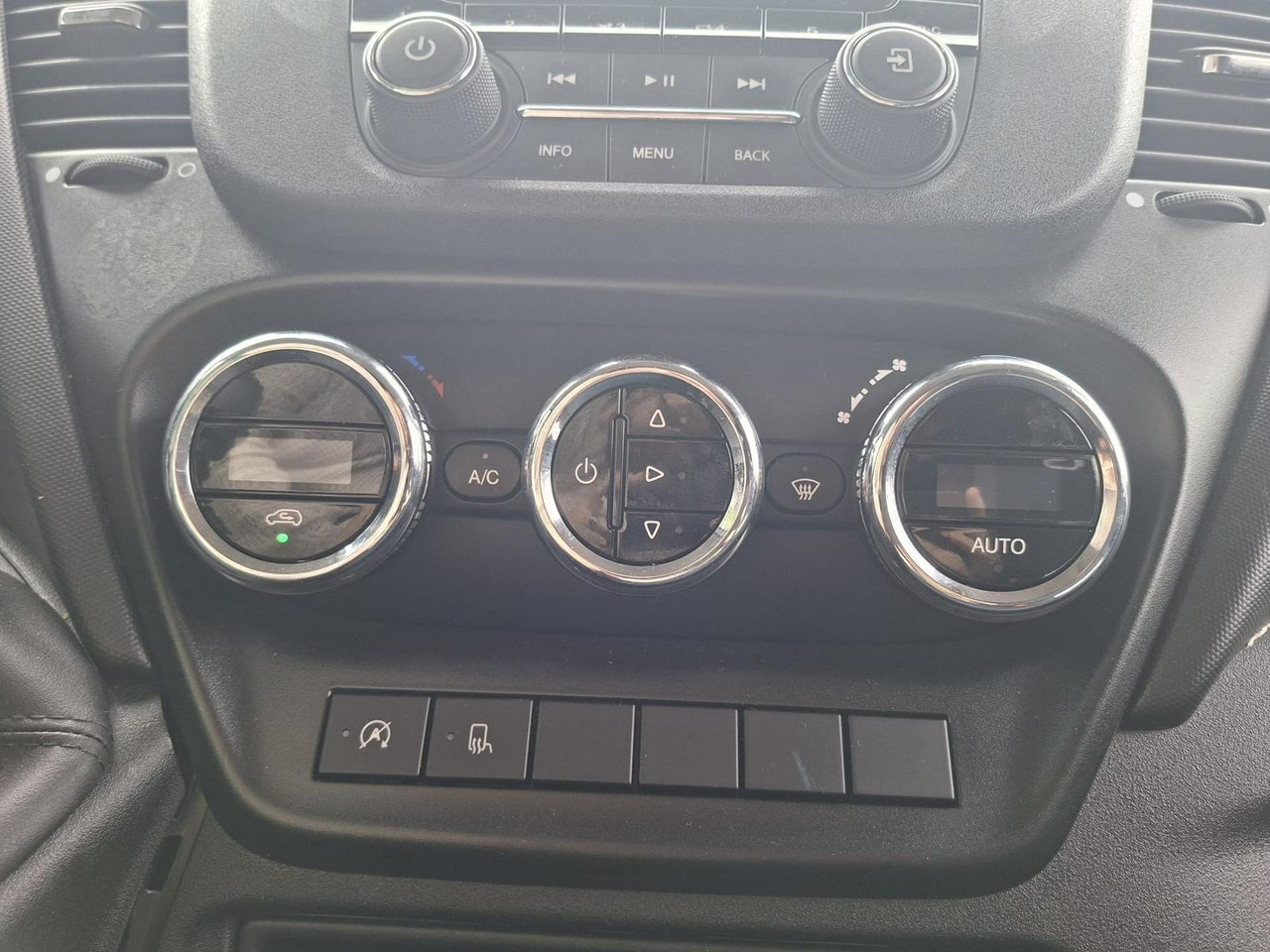 Leasing de  Iveco Daily 35S16V Klima 4100 115 kW (156 PS), Auto... Iveco Daily 35S16V Klima 4100 115 kW (156 PS), Auto...: foto 16