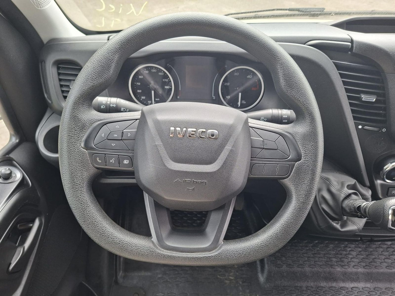 Leasing de  Iveco Daily 35S16V Klima 4100 115 kW (156 PS), Auto... Iveco Daily 35S16V Klima 4100 115 kW (156 PS), Auto...: foto 13