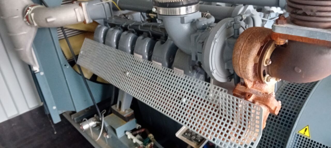 Generador industriale nuevo Cummins Cummins Generator Set Stamford 1300 KW 1600 KVA New Factory, Diesel Generator, 2014 Model, 2245 HP, 9000 kg, Low Hours, For Sale in Poland: foto 24