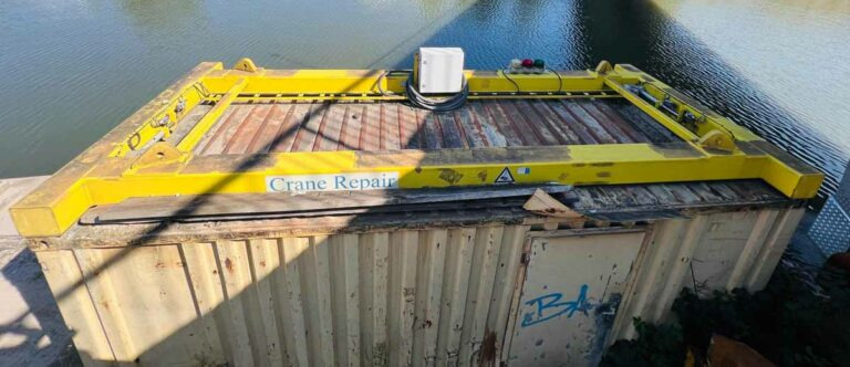 Crane Repair – Spreader for 20ft Container - Equipo portuario: foto 1 Crane Repair – Spreader for 20ft Container - Equipo portuario: foto 1