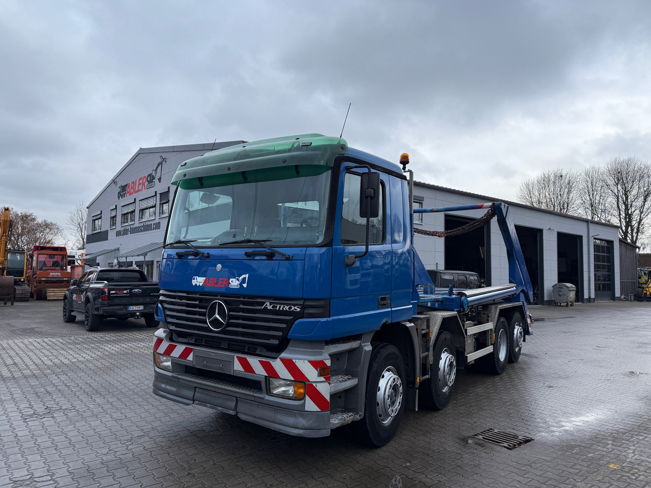 Mercedes-Benz 3243 Actros MP1 4-Achs Absetzkipper - Camión portacontenedor de cadenas: foto 2 Mercedes-Benz 3243 Actros MP1 4-Achs Absetzkipper - Camión portacontenedor de cadenas: foto 2
