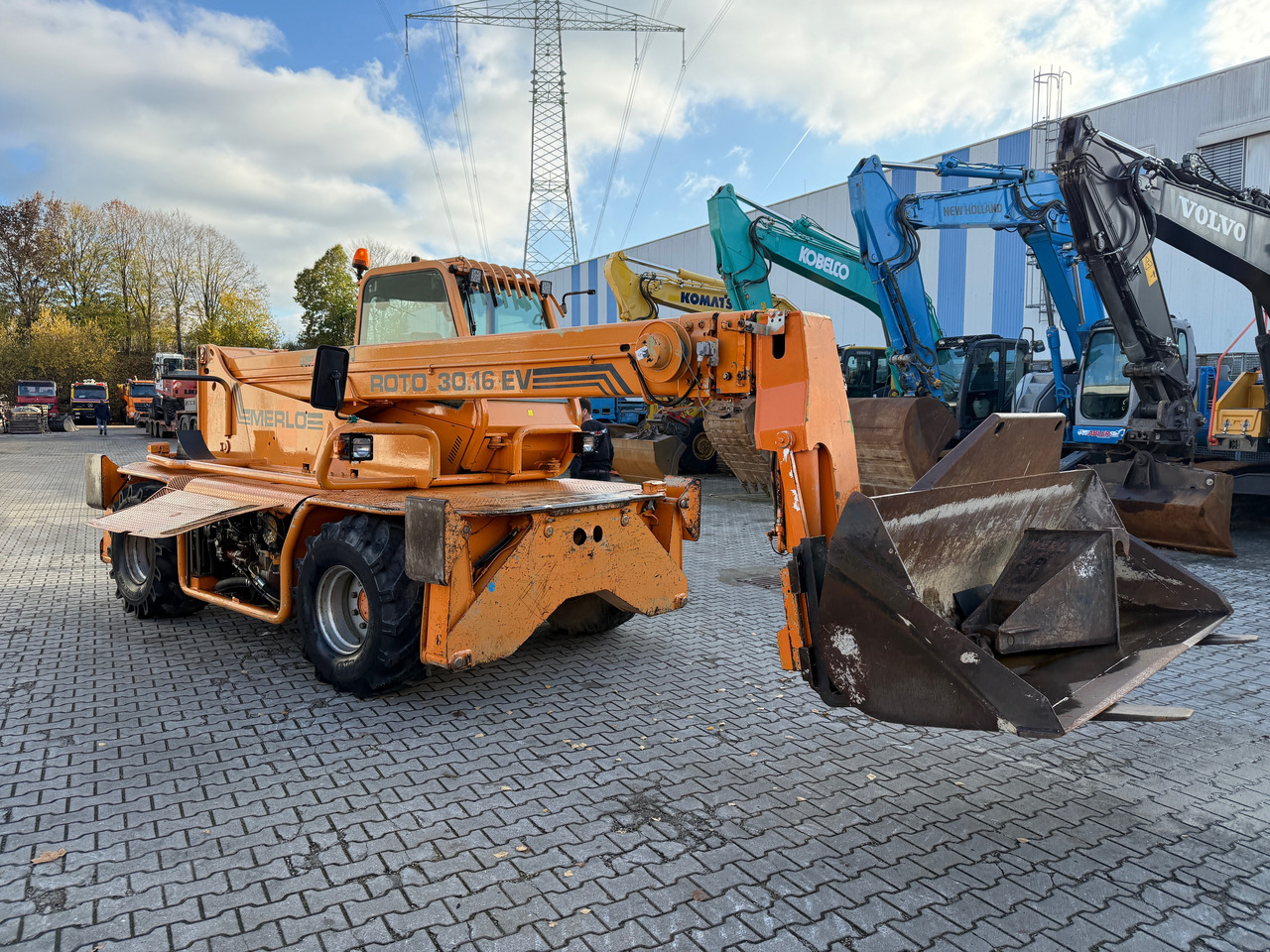 Merlo Roto 30.16 EV Teleskoplader 16m Arbeitskorb - Cargadora de ruedas: foto 4 Merlo Roto 30.16 EV Teleskoplader 16m Arbeitskorb - Cargadora de ruedas: foto 4