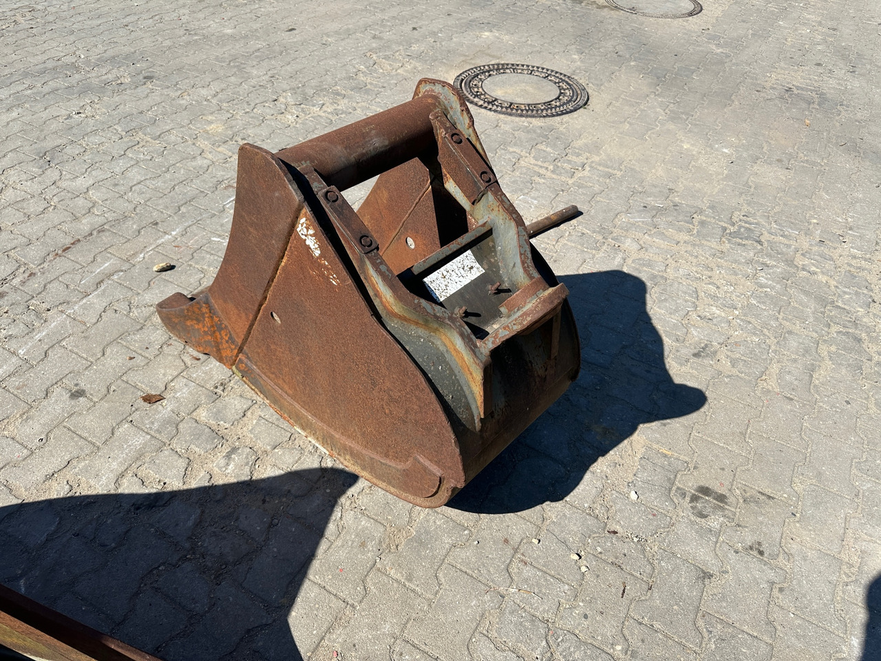 Tieflöffel 30cm Mantovanibenne - Cazo para excavadora para Maquinaria de construcción: foto 4 Tieflöffel 30cm Mantovanibenne - Cazo para excavadora para Maquinaria de construcción: foto 4