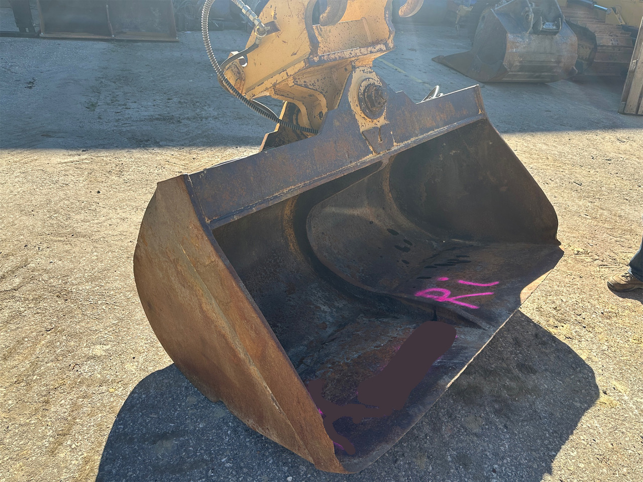 Verachtert CW 40S Schwenkbarer Tieflöffel 175 cm - Cazo para excavadora para Maquinaria de construcción: foto 2 Verachtert CW 40S Schwenkbarer Tieflöffel 175 cm - Cazo para excavadora para Maquinaria de construcción: foto 2