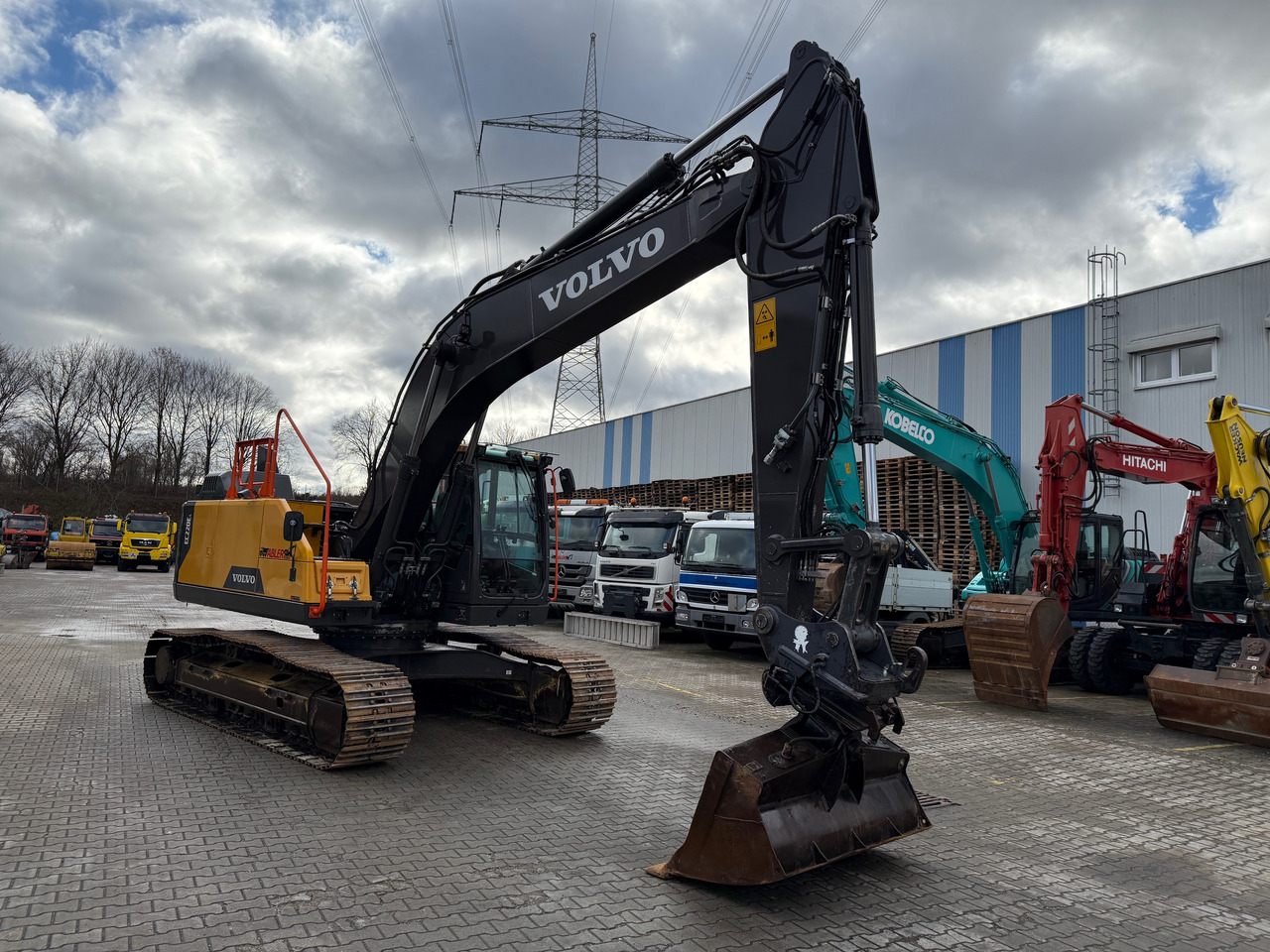 Volvo EC220 EL Kettenbagger Klima 180 Grad LED TOP! - Excavadora de cadenas: foto 3 Volvo EC220 EL Kettenbagger Klima 180 Grad LED TOP! - Excavadora de cadenas: foto 3