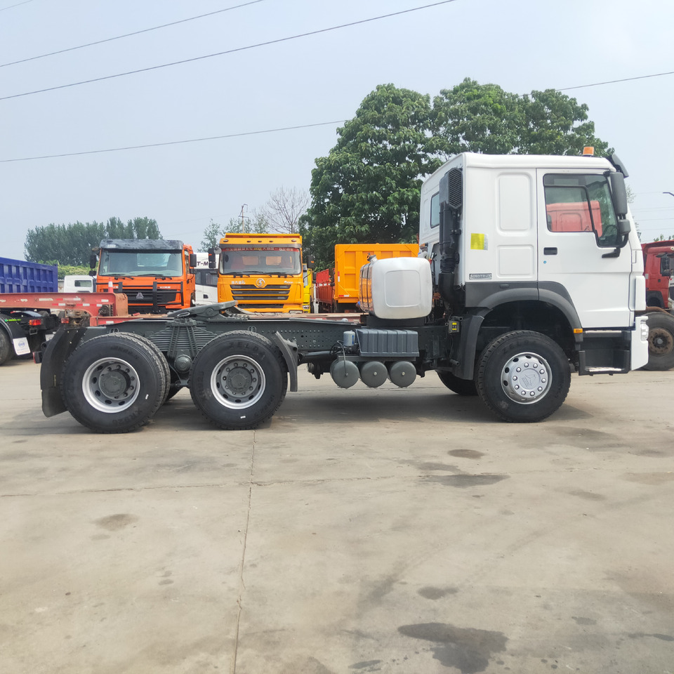 Cabeza tractora Sinotruk HOWO 420 6*4 Tractor: foto 6
