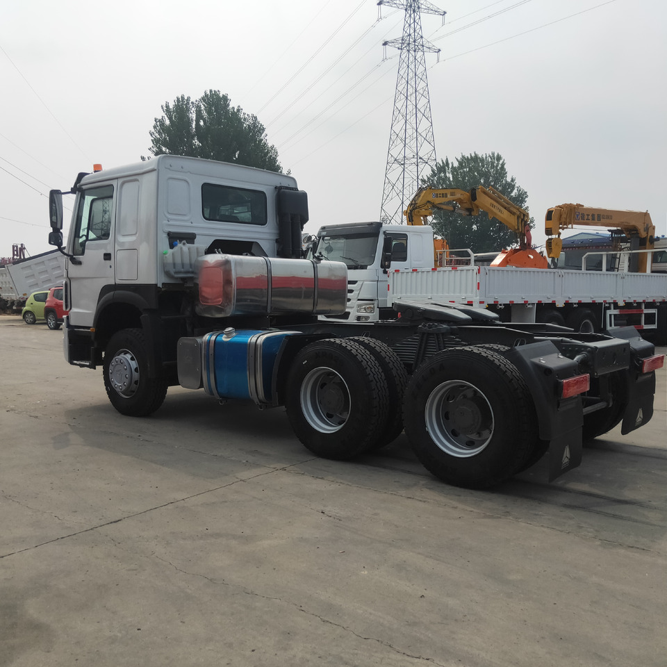 Cabeza tractora Sinotruk HOWO 420 6*4 Tractor: foto 7