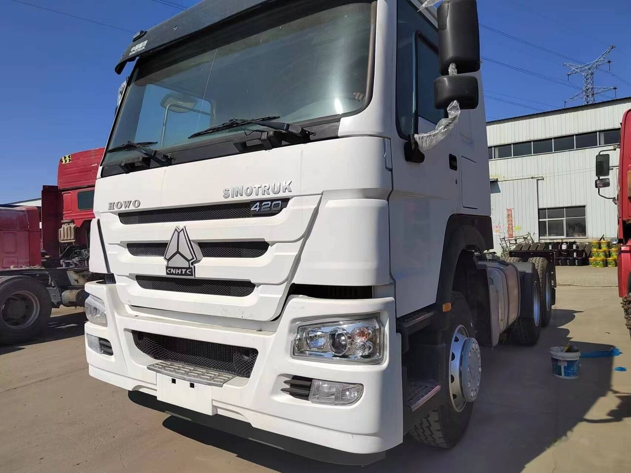 Sinotruk HOWO 420HP Tractor - Cabeza tractora: foto 2 Sinotruk HOWO 420HP Tractor - Cabeza tractora: foto 2