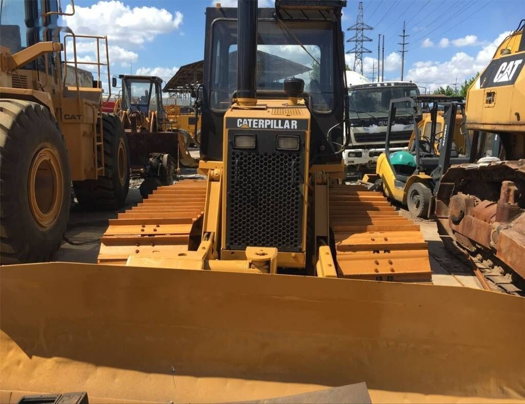 Caterpillar D4C - Bulldozer: foto 1 Caterpillar D4C - Bulldozer: foto 1