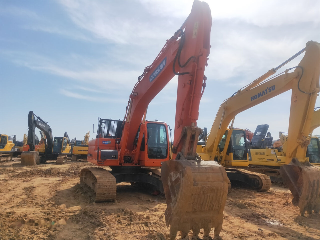 Doosan DX225LC - Excavadora de cadenas: foto 5 Doosan DX225LC - Excavadora de cadenas: foto 5