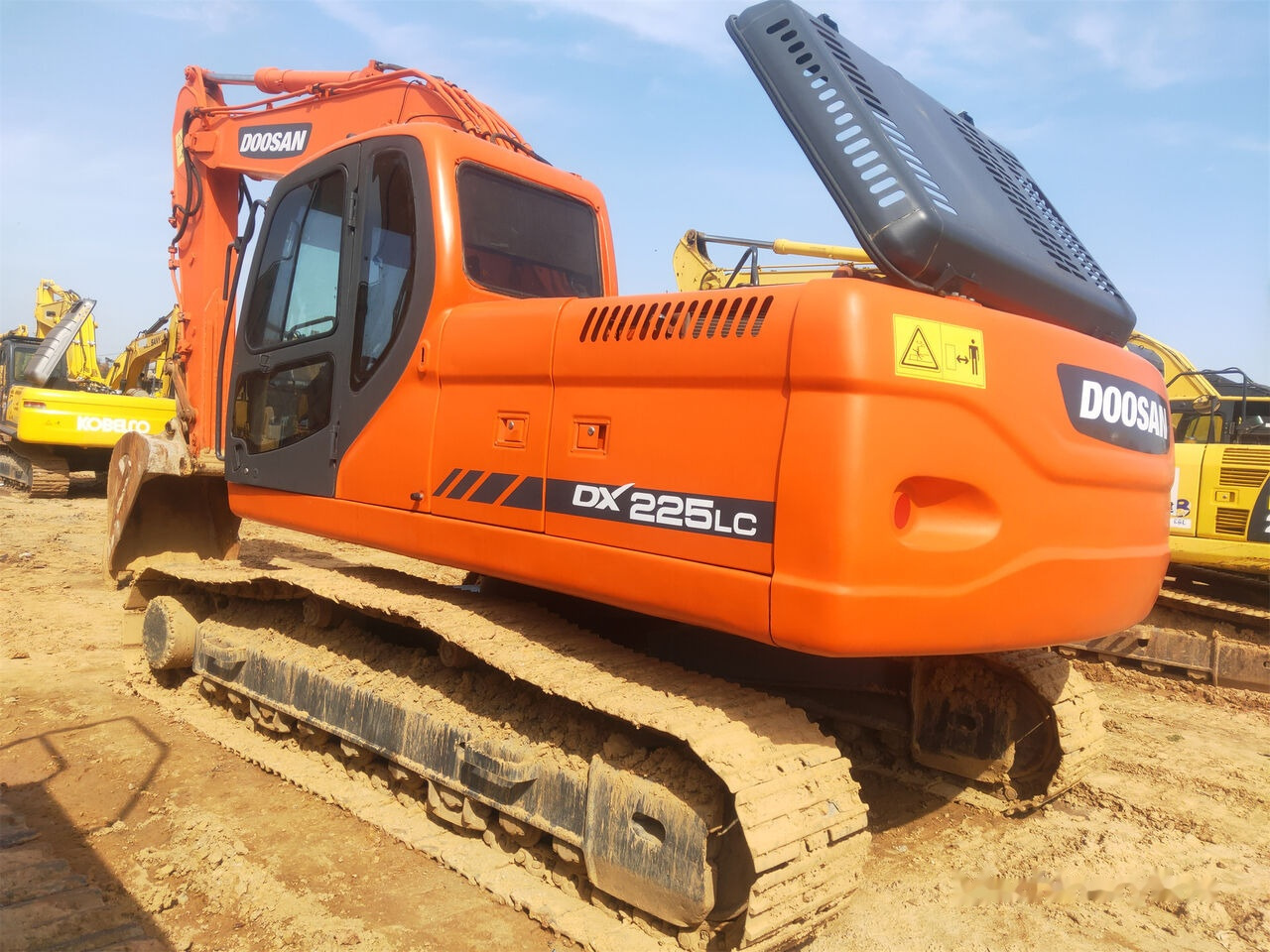 Doosan DX225LC - Excavadora de cadenas: foto 2 Doosan DX225LC - Excavadora de cadenas: foto 2