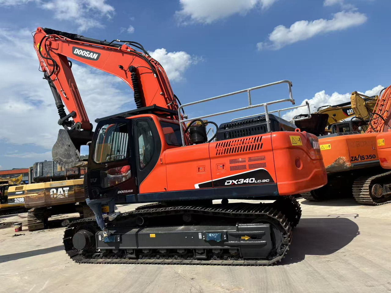 Doosan DX340 - Excavadora: foto 2 Doosan DX340 - Excavadora: foto 2