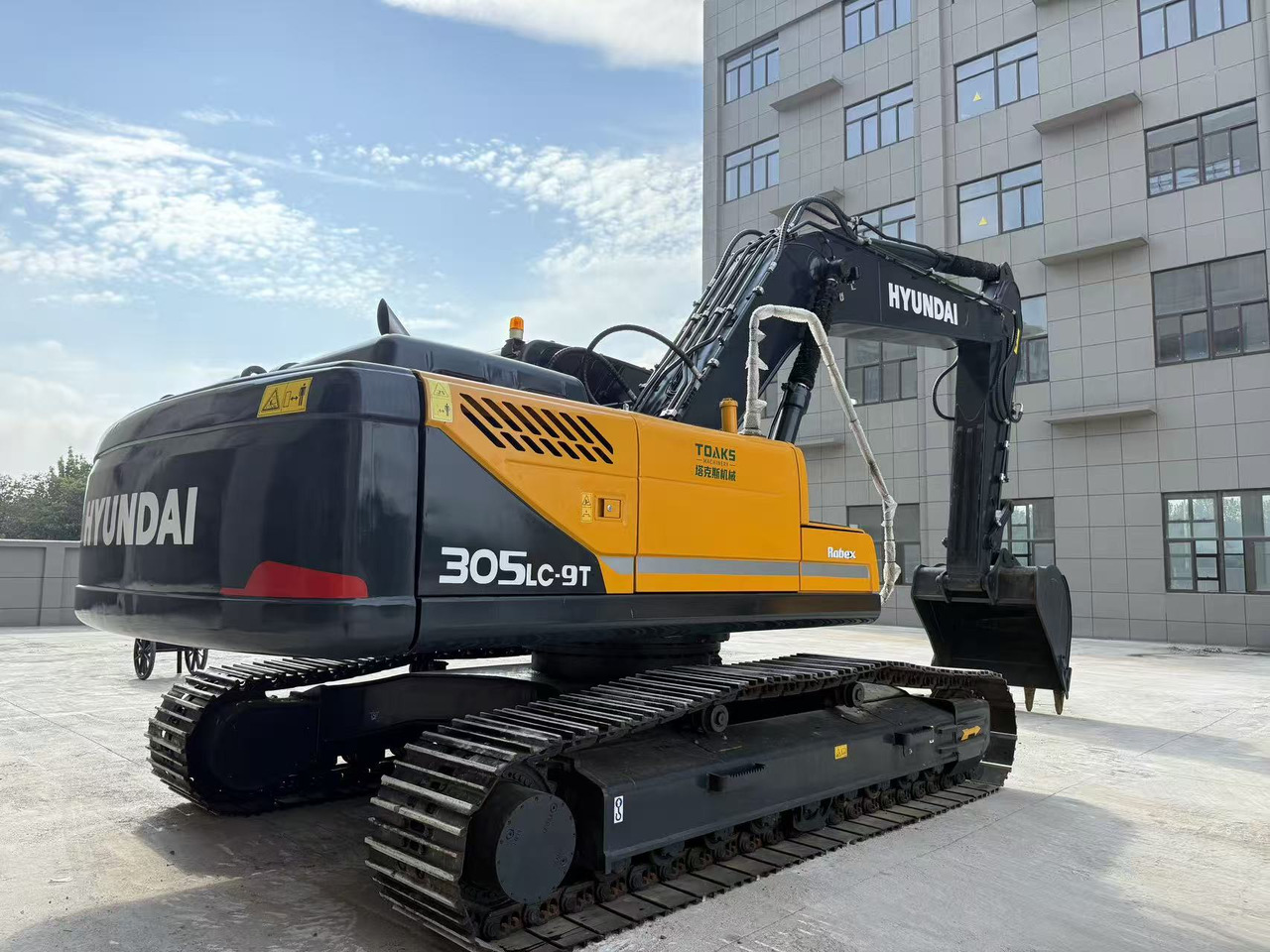 HYUNDAI R305LC-9T - Excavadora: foto 4 HYUNDAI R305LC-9T - Excavadora: foto 4