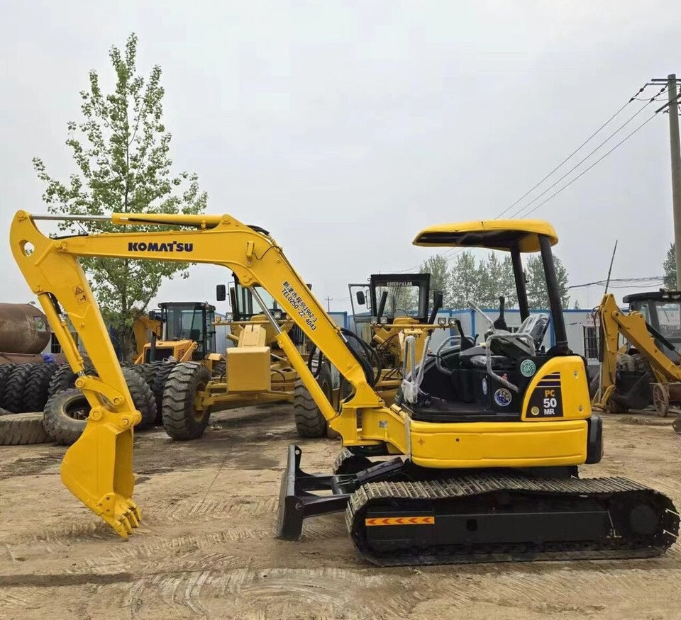 Komatsu PC50MR with canopy - Miniexcavadora: foto 1 Komatsu PC50MR with canopy - Miniexcavadora: foto 1