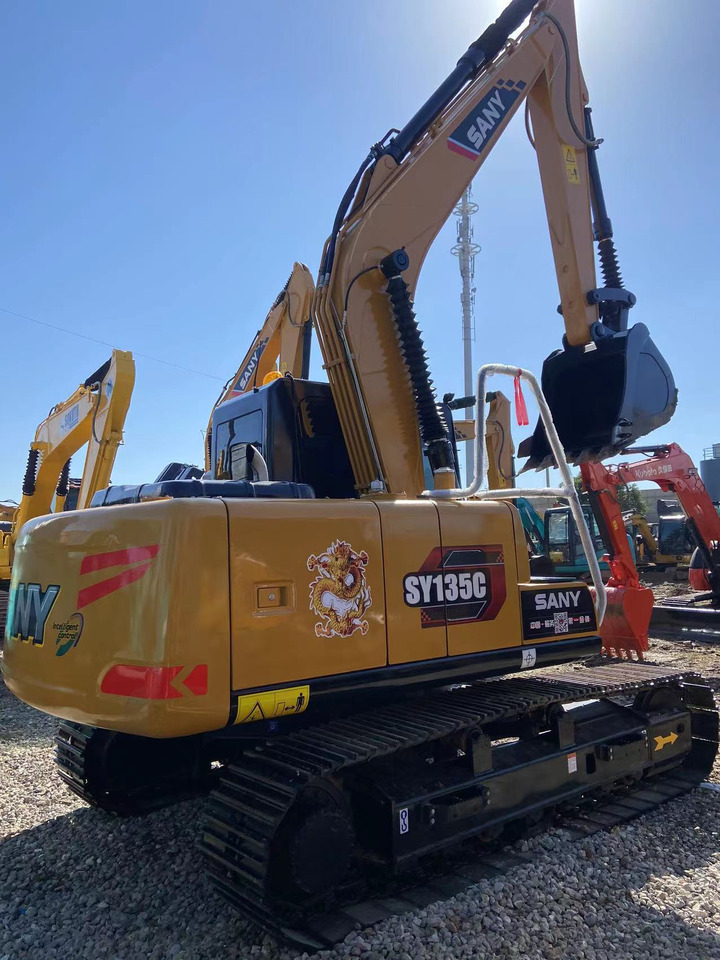 SANY SY135C - Excavadora: foto 3 SANY SY135C - Excavadora: foto 3