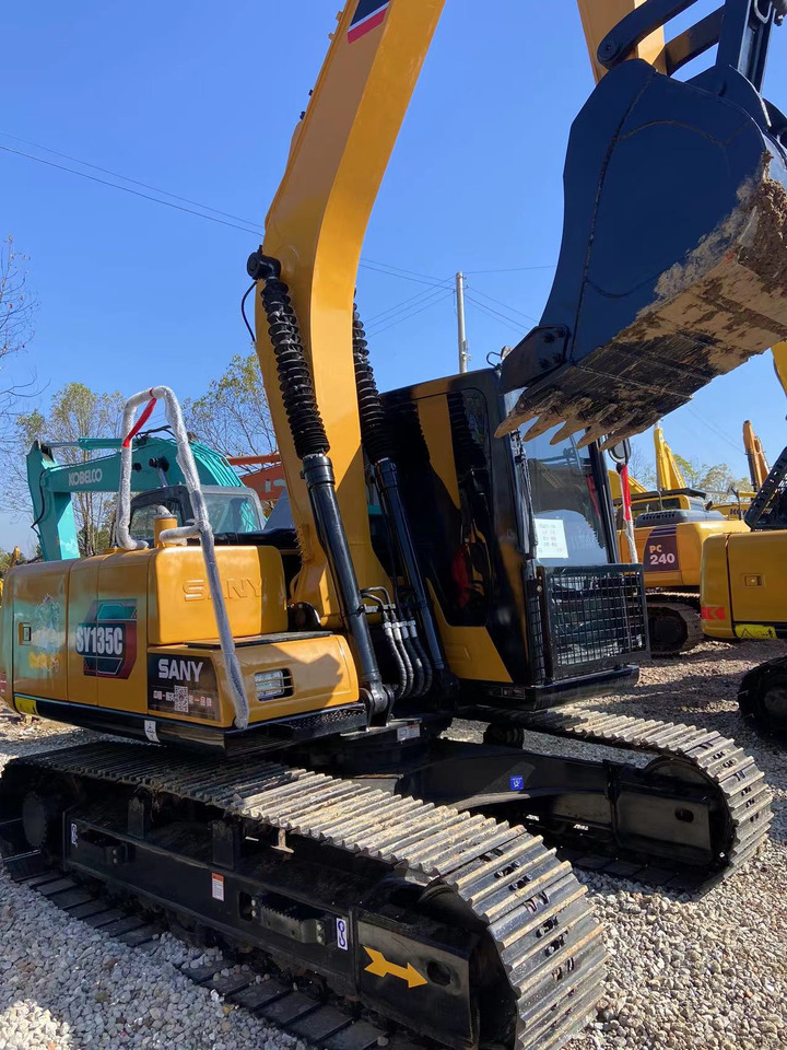 SANY SY135C - Excavadora: foto 4 SANY SY135C - Excavadora: foto 4
