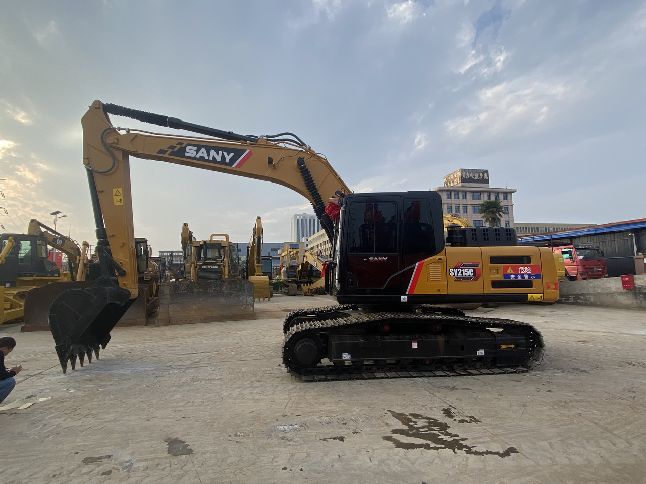 SANY SY215C - Excavadora: foto 5 SANY SY215C - Excavadora: foto 5