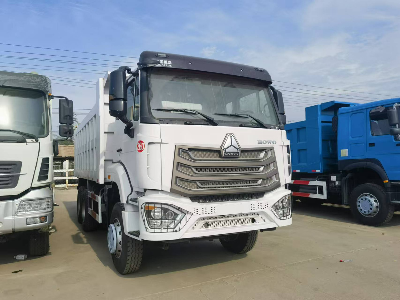 Sinotruk HOWO 6*4 Dump truck - Camión volquete: foto 5 Sinotruk HOWO 6*4 Dump truck - Camión volquete: foto 5