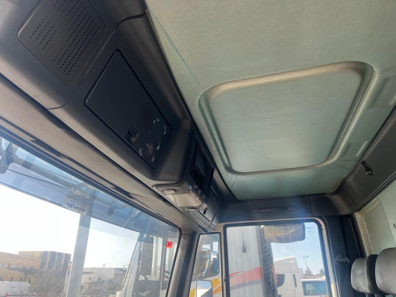 Leasing de  Caja cerrada IVECO Eurocargo ML80E17 Caja cerrada IVECO Eurocargo ML80E17: foto 8