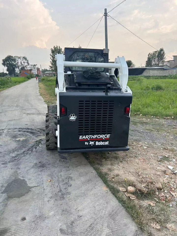 BOBCAT S18 - Minicargadora: foto 5 BOBCAT S18 - Minicargadora: foto 5