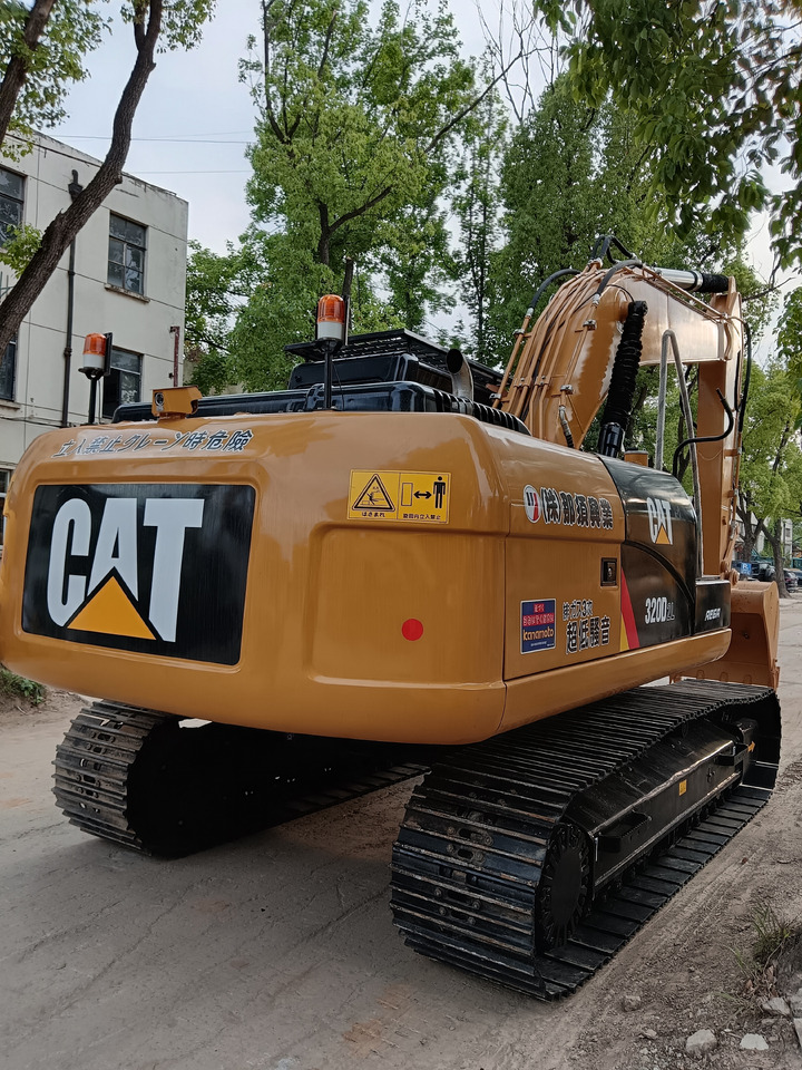 CATERPILLAR 320d2 l CAT 320D 2 L - Excavadora de cadenas: foto 4 CATERPILLAR 320d2 l CAT 320D 2 L - Excavadora de cadenas: foto 4